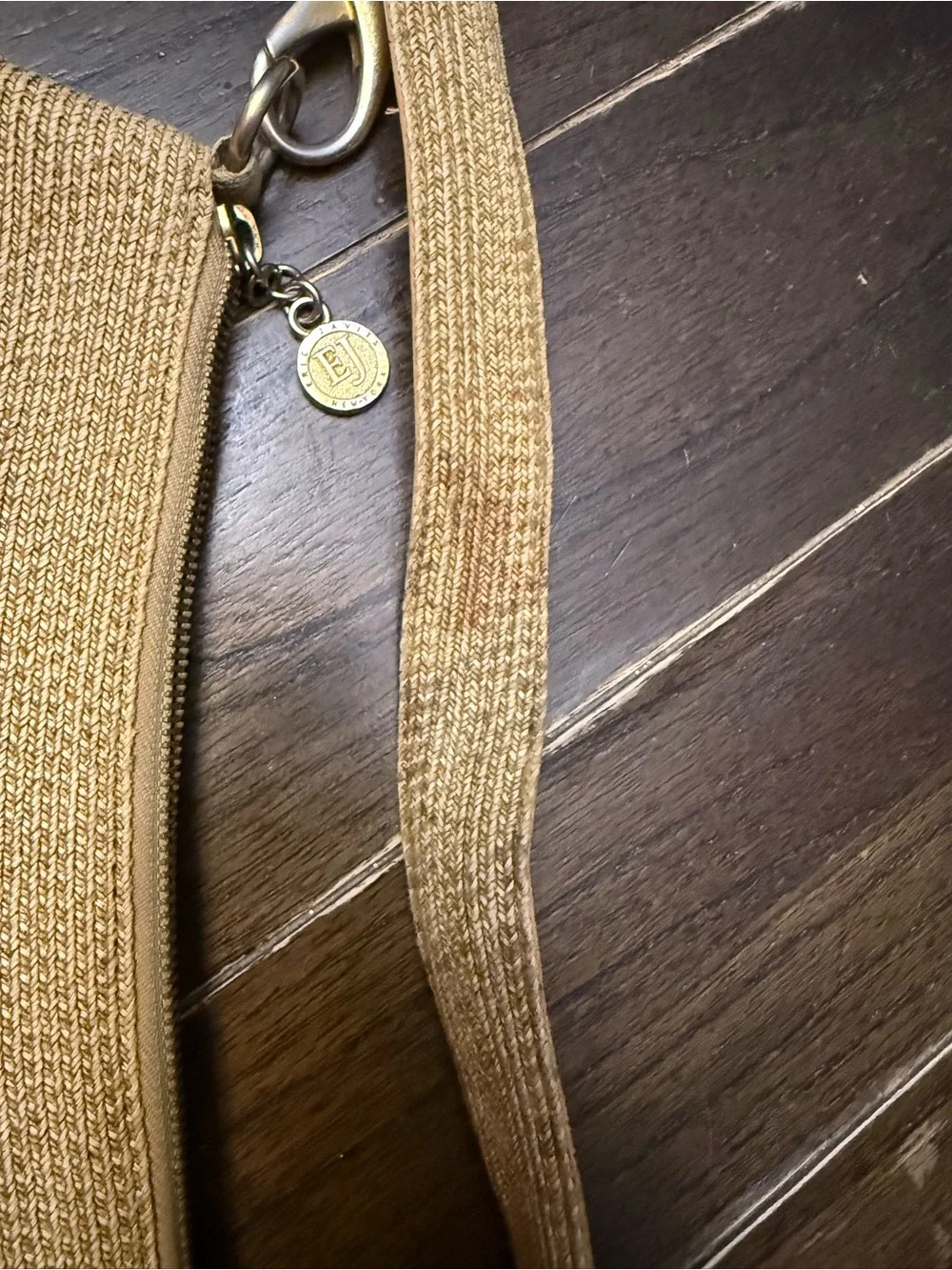 Eric Javits Woven Shoulder Bag Tan Gold Zip Top Summer Resort Purse